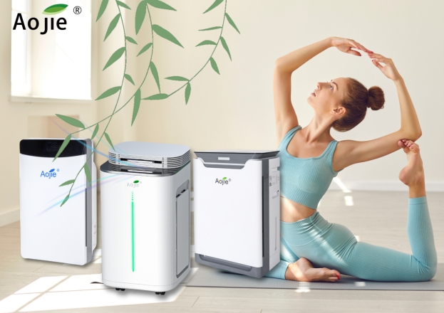 3款家用空气消毒机产品展示图 3款家用空气消毒机产品展示图