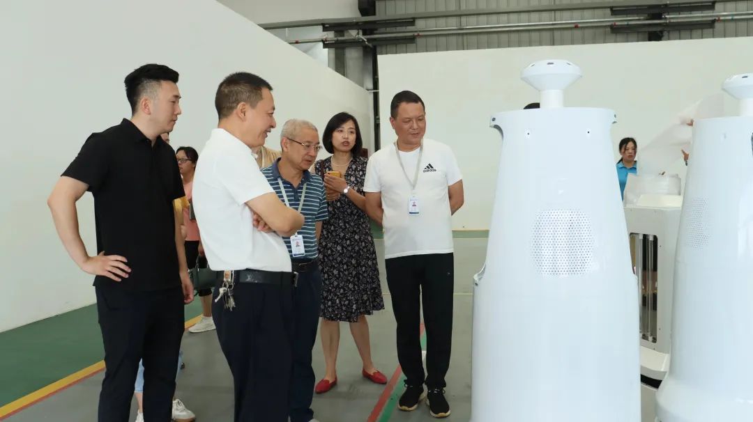 消毒机器人测试与调试图片展示 消毒机器人测试与调试图片展示